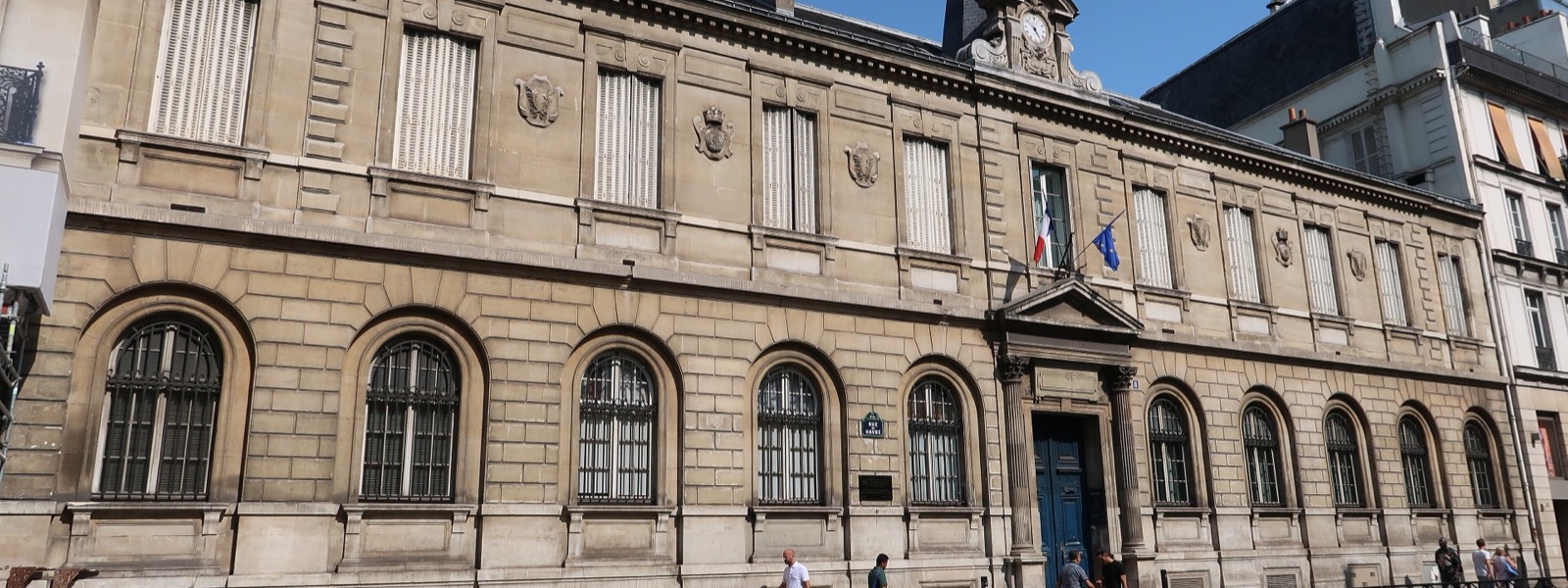 La façade du lycée Condorcet, 8 rue du Havre, Paris 9e