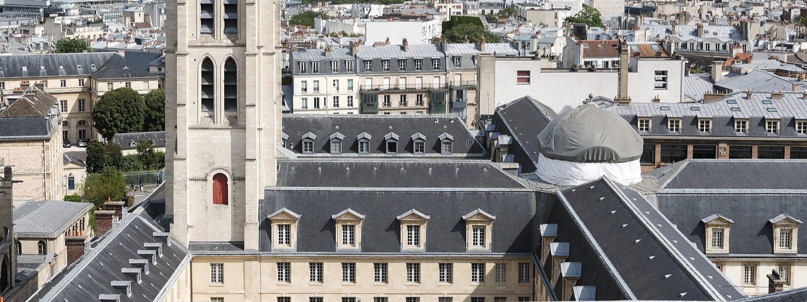 Bâtiments du lycée Henri-IV et tour Clovis vus depuis le Panthéon, Paris 5e